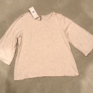 The Limited cream top